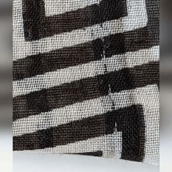 *Clearance* Black and White Aztec Scarf - Picture 4 of 4